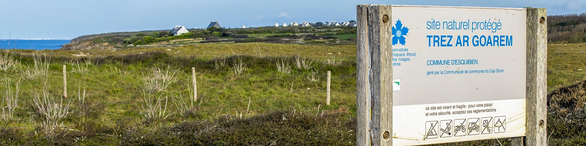 Panneau qui délimite les dunes de Trez Goarem